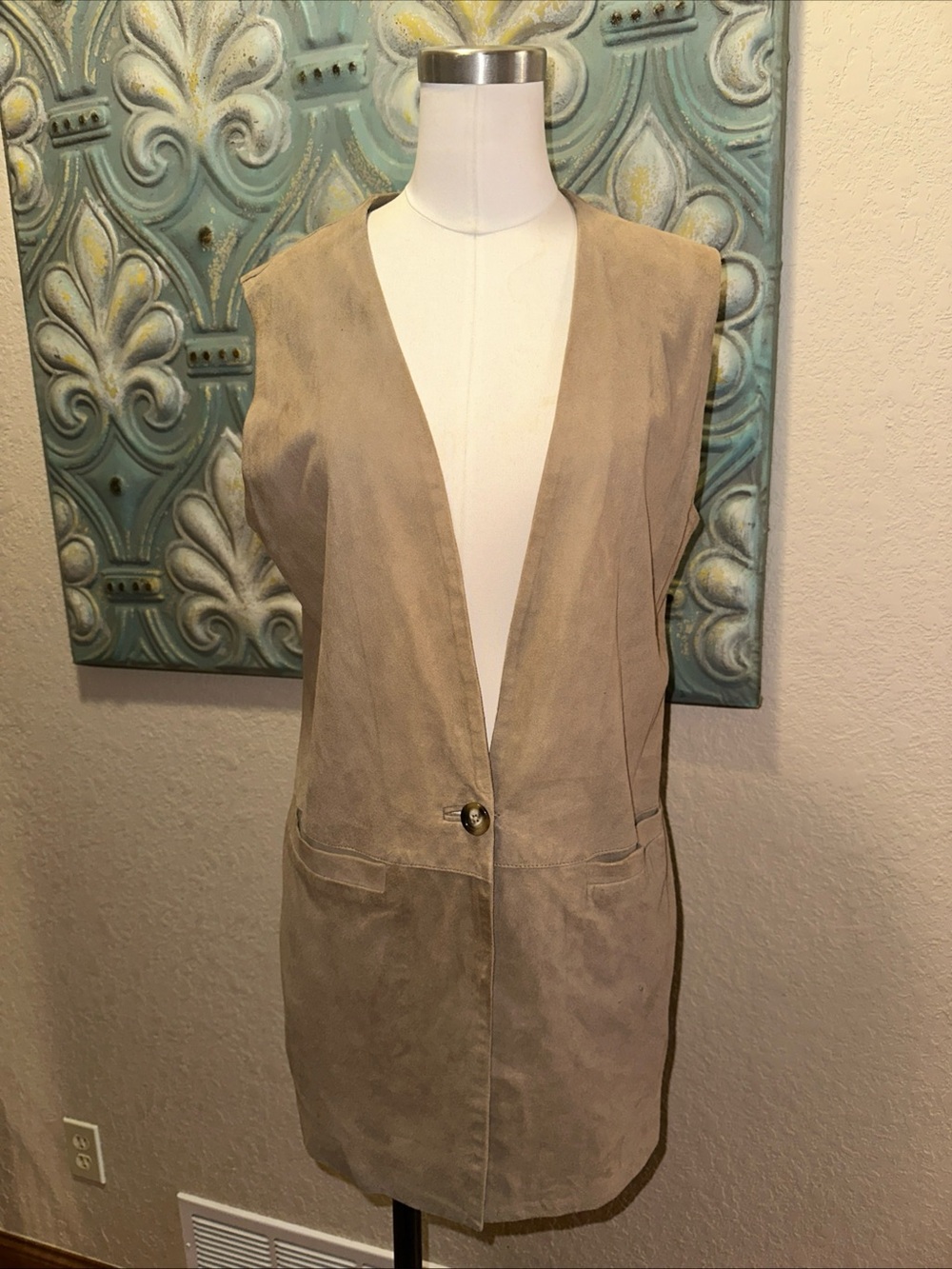 Eleven.One Italy Suede Leather Sleeveless Duster Vest Taupe Brown Button Front L